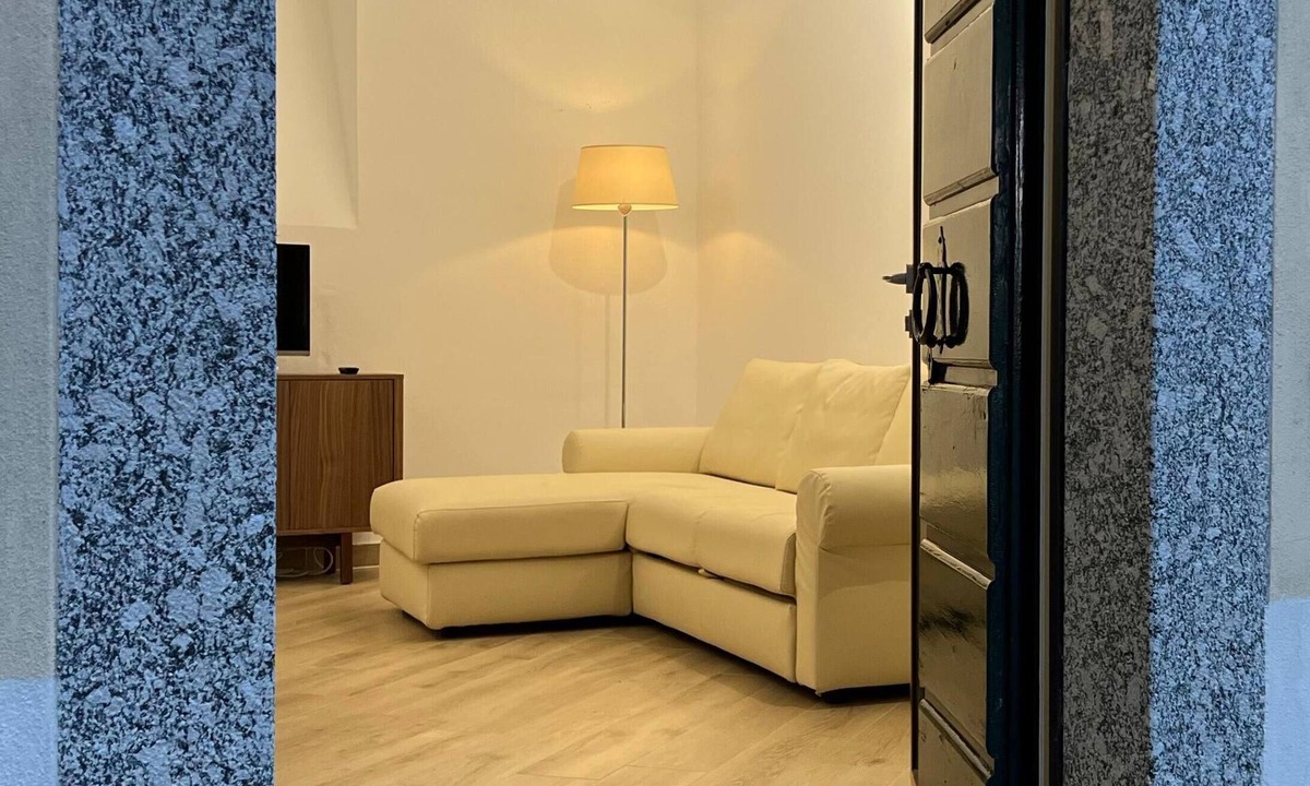 Malgrate Apartment | Apartment 30 meters from lake with local food specialties