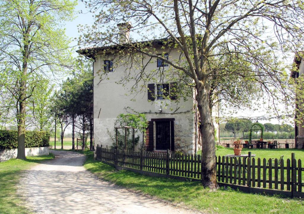 Strassoldo Apartment | Apartment Casa del Ligustro by Interhome