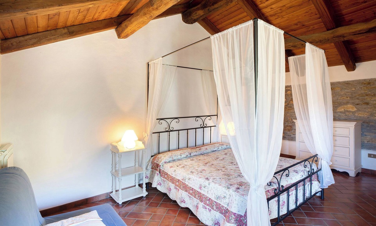 Siglioli Apartment | Apartment 'La Casa della nonna' with shared Pool, Garden and Wi-Fi