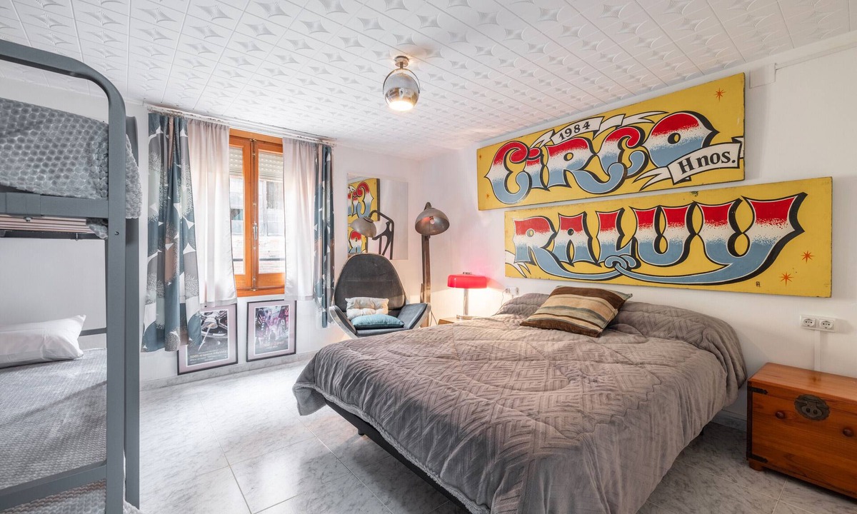 Riudecanyes Apartment | Apartment 'La Fabriqueta' with Mountain View, Wi-Fi and Air Conditioning