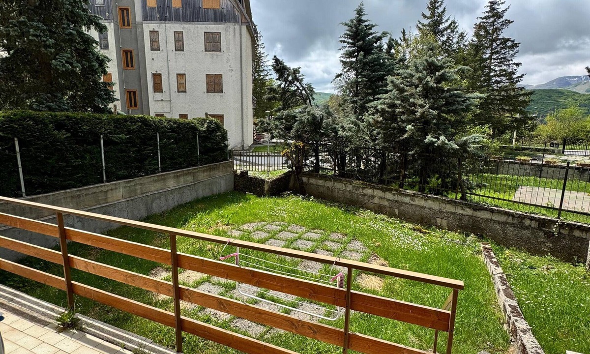 Rivisondoli Apartment | Apartment 'Stef House' with Private Garden, Wi-Fi and Air Conditioning