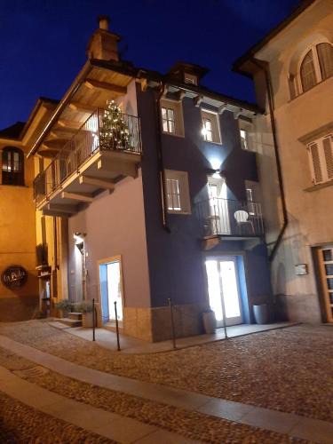 Domodossola Apartment | appartamenti e camere Hippy Chic
