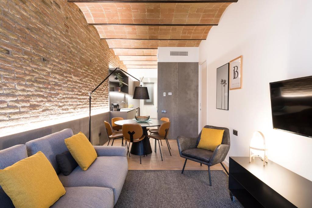 La Sagrada Familia Apartment | Aspasios Sagrada Familia Apartments