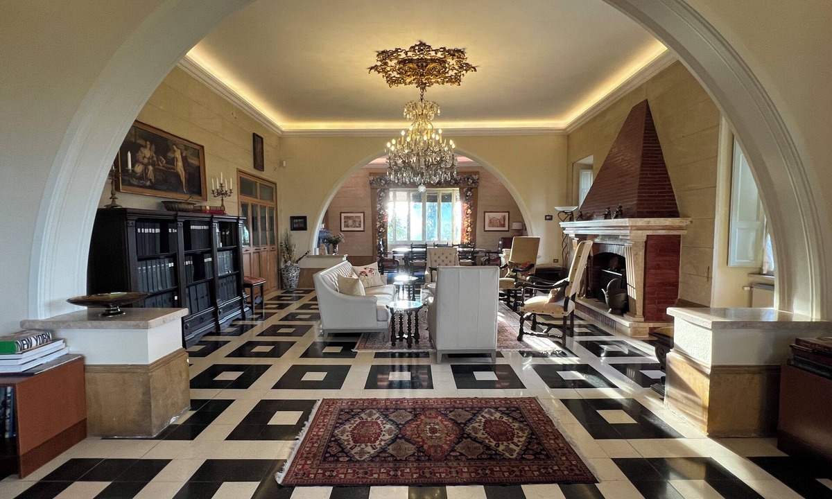 Monte Porzio Catone Villa | AUTHENTIC COUNTRY HOME, VIEWS, 30-MIN ROME ACCESS BY TRAIN