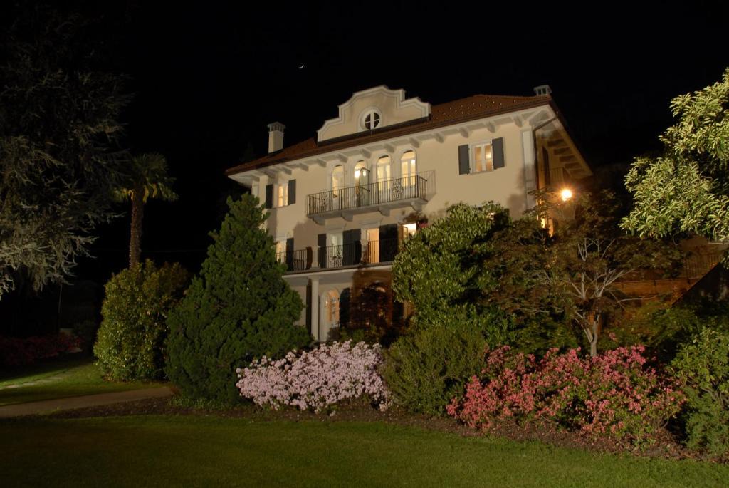 Domodossola Bed & Breakfast | B&B Le Camelie