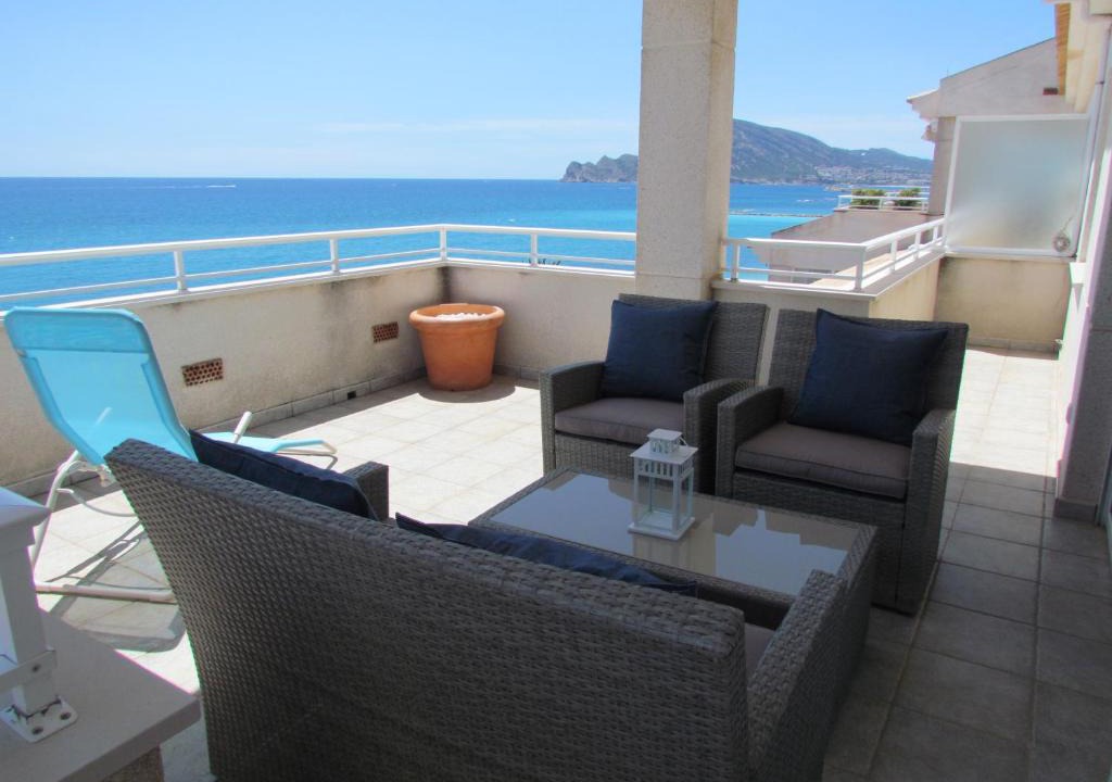 Altea Apartment | Beach front line penthouse in Altea