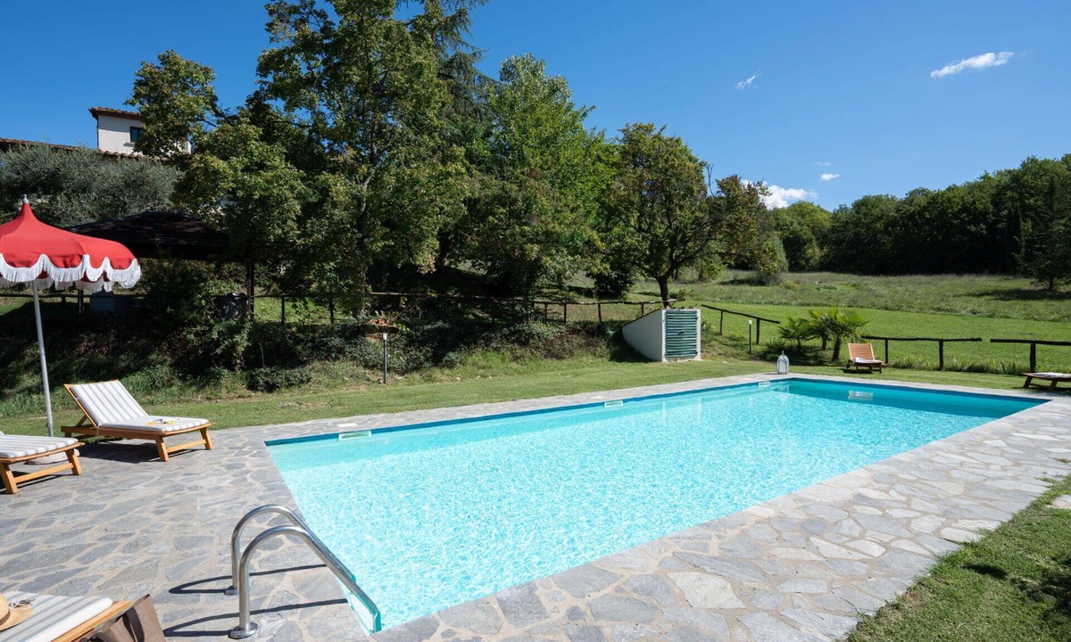 Cicogna Villa | Beautiful private villa for 10 people with A/C, private pool, WIFI, TV and pets allowed