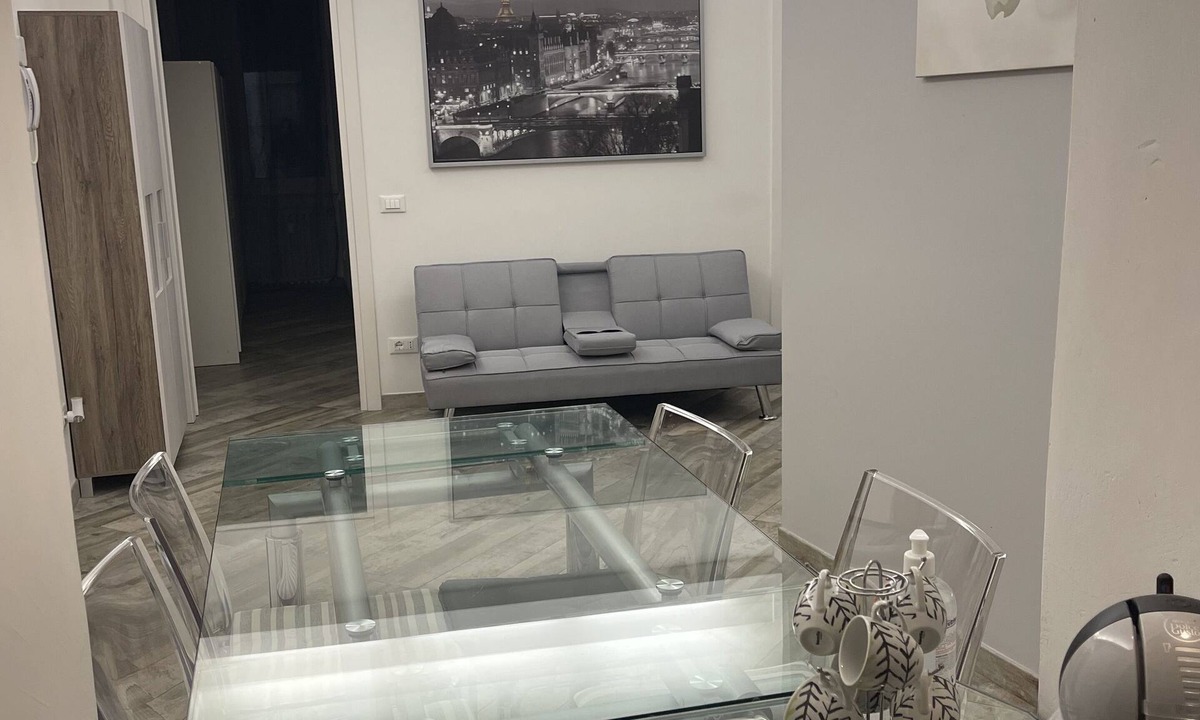 Rovigo Apartment | Bonbon, classy apartment in historic center.