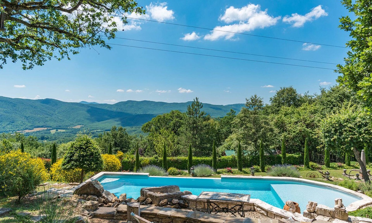 Chiusdino Villa | Borgo Paradiso 4+2, Emma Villas