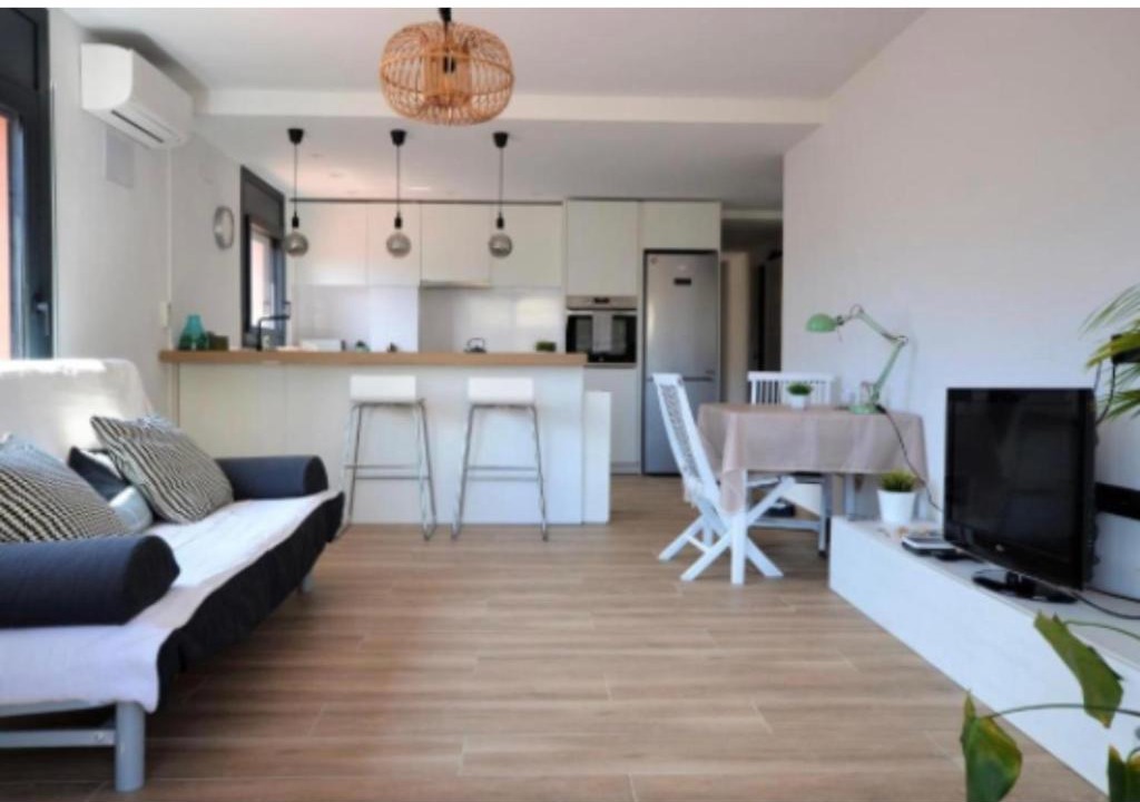 Sant Feliu de Guixols Apartment | BRAND NEW & BEST LOCATION!!! SPOTLESS APARTMENT