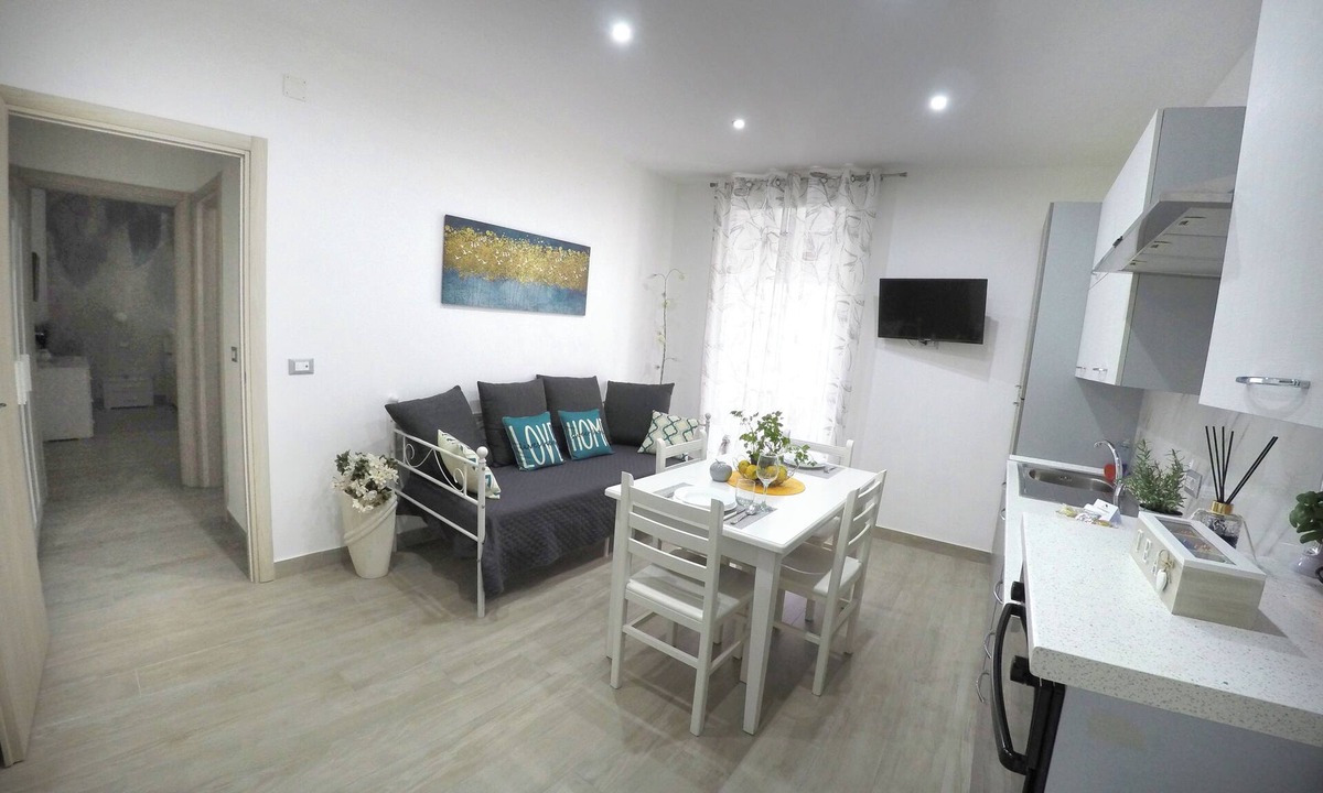 Tiche Apartment | Bright apartment 10 minutes from Ortigia