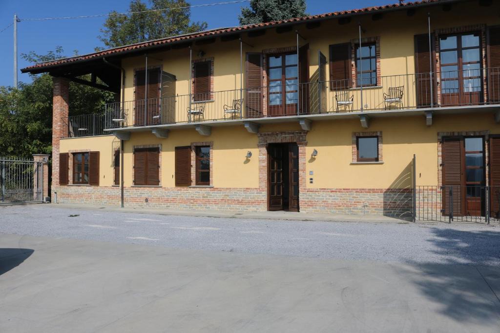 Monteu Roero Bed & Breakfast | Cà del Crutin