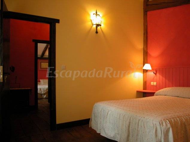 Elizondo Cottage | Cabin ∙ 8 bedrooms ∙ 2 guests