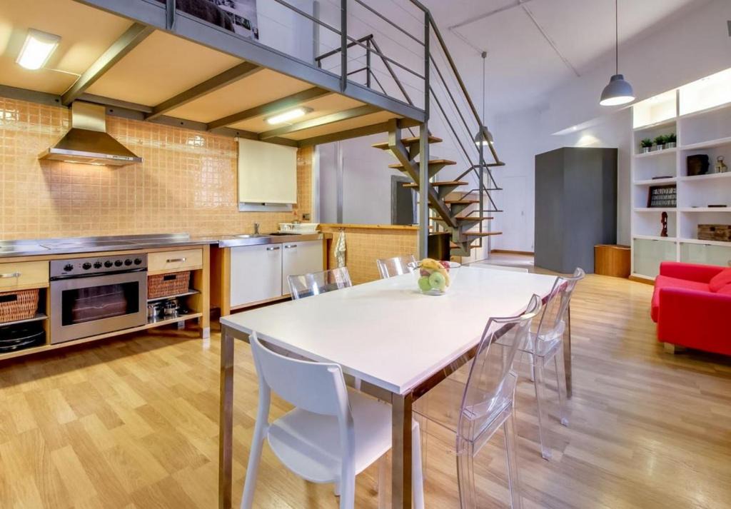 Collblanc y La Torrassa Apartment | Camp Nou Apartment