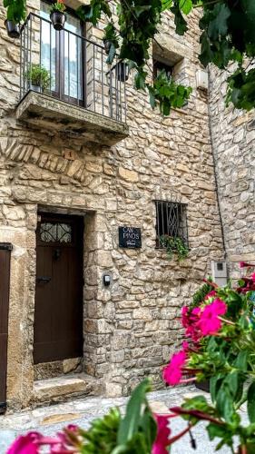 Guimera House | CAN PINÓS de GUIMERÀ