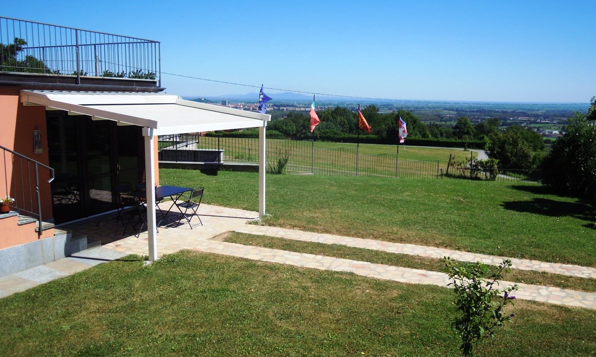 San Secondo di Pinerolo Villa | Casa Aiva, in the vineyards on the hills, Pinerolo