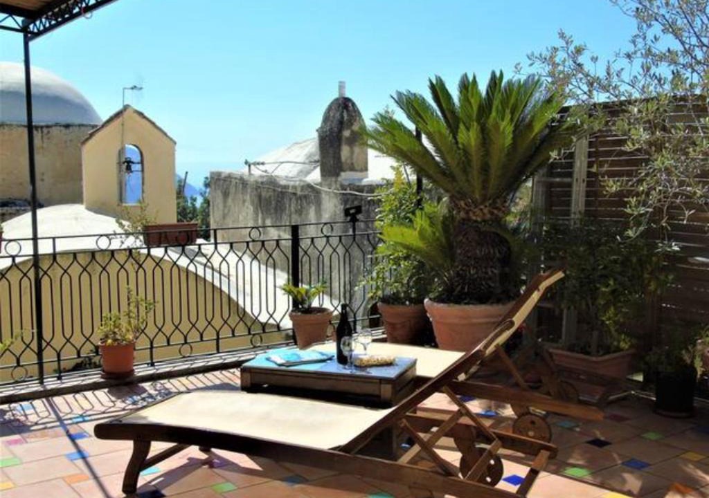 Chiesa Nuova Apartment | Casa Alma - De Vivo Realty Positano