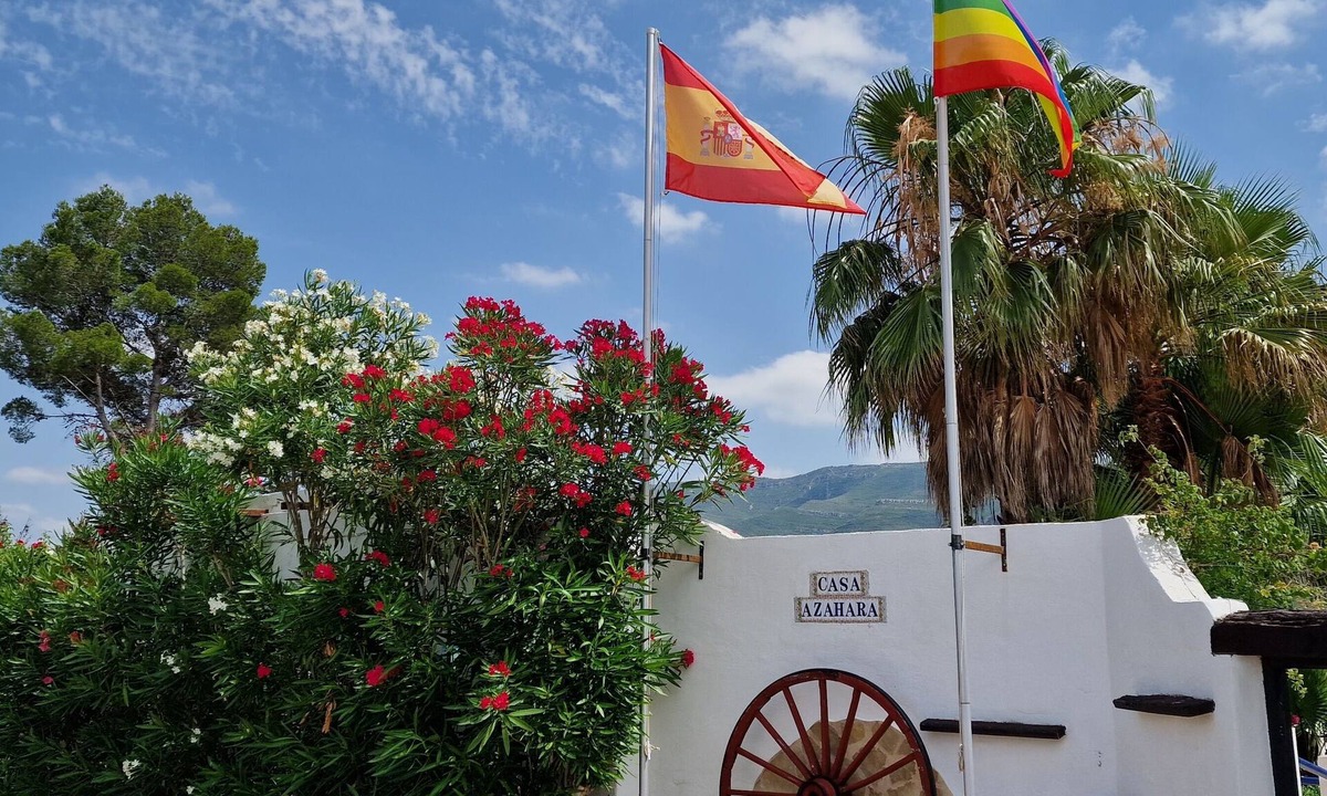 Macastre House | Casa Azahara, with Mountain Views and pool, located near the town of Macastre