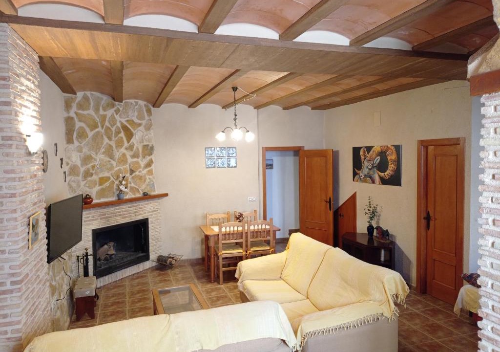 Villares House | Casa Camille.Villares Elche de la Sierra