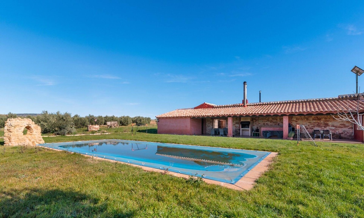 Alcaraz Cottage | Casa del Palomar with Spa and shared pool for 6