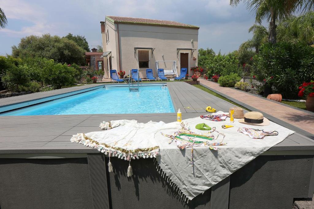 San Giovanni la Punta Villa | Casa delle foglie