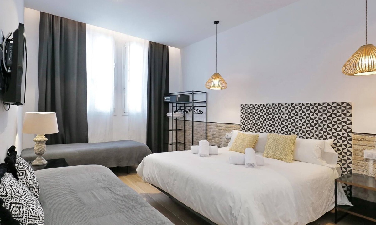 Casa Nanit Hostal De Llobregat | Collblanc y La Torrassa