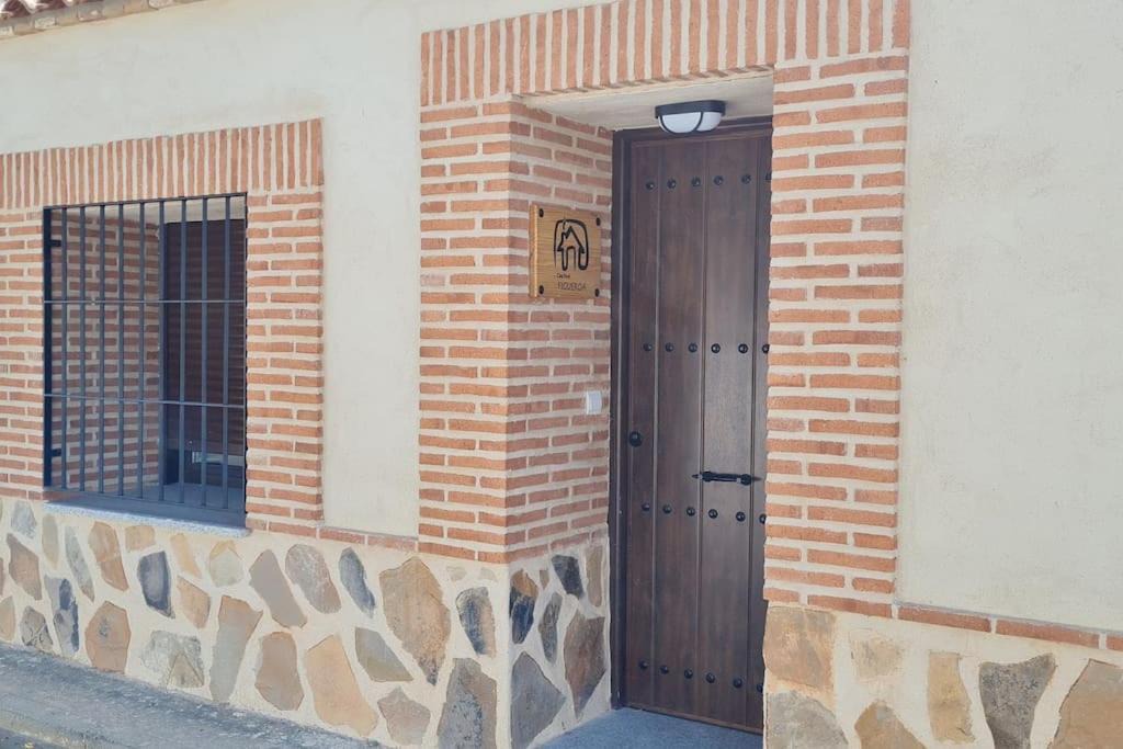Guadamur House | Casa FIGUEROA en Guadamur, próximo a Puy du Fou