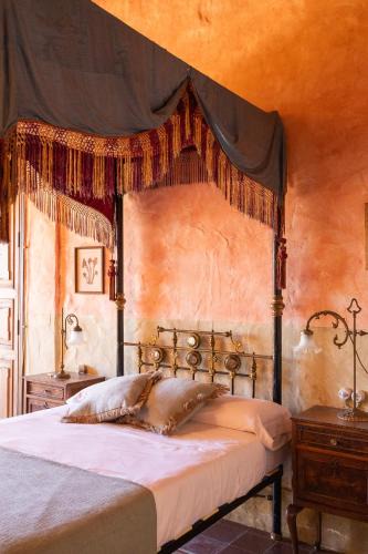 Requena House | Casa Museo RAKKANA - En el Centro de Requena