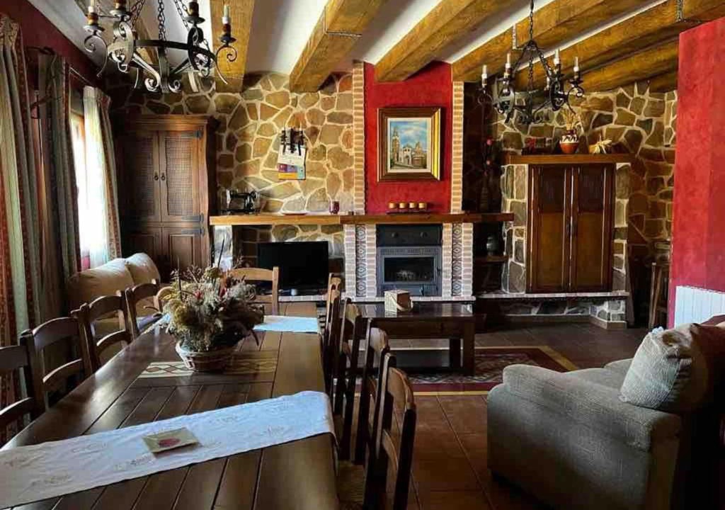 San Pablo de los Montes House | Casa Rural Cristina III