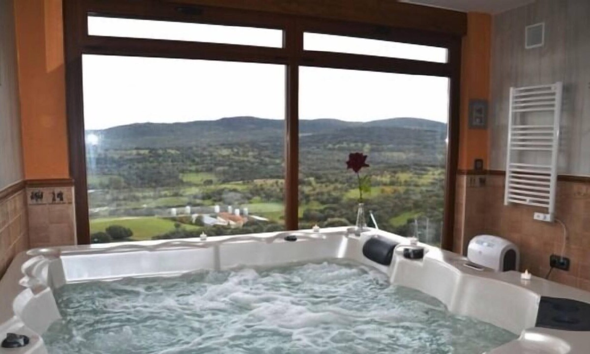 Guijo de Avila House | Casas Rurales con SPA los miradores del Guijo for 8 people