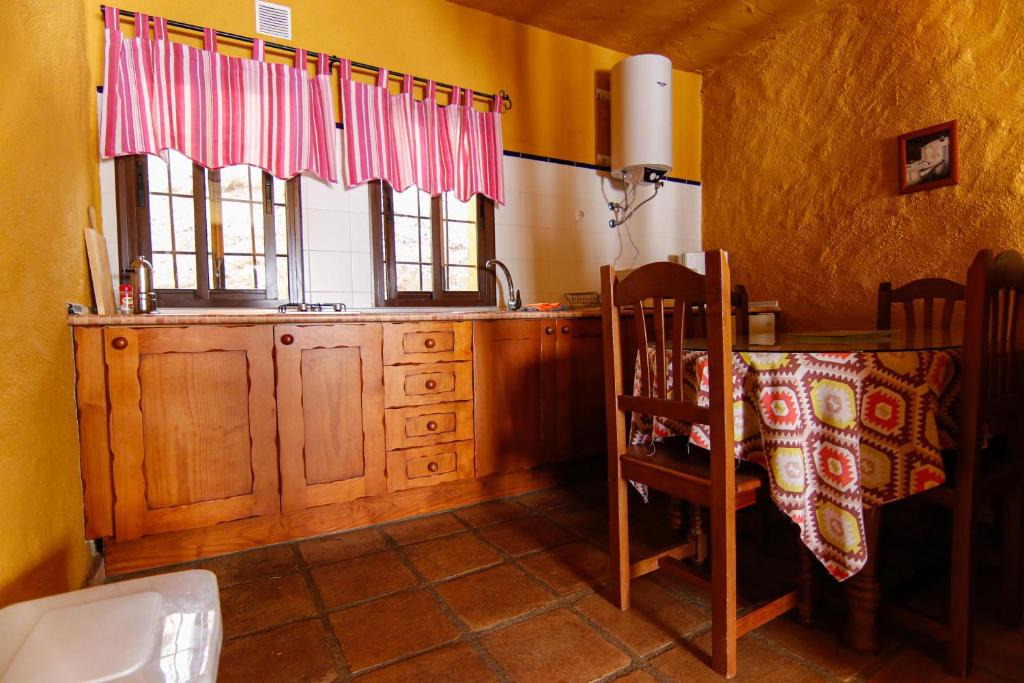 Casas Rurales El Viejo Castaño | Pujerra