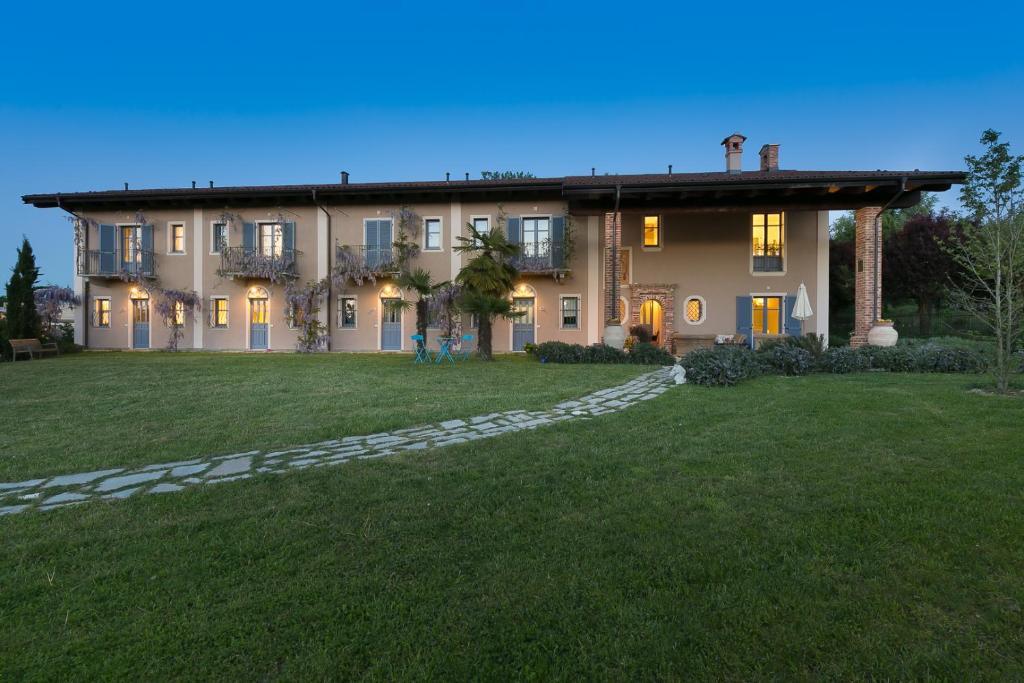 Verduno House | Cascina Arcangelo Raffaele