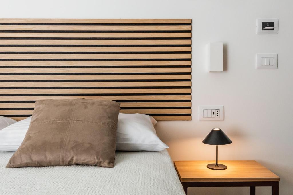 Viagrande House | Case Varanni