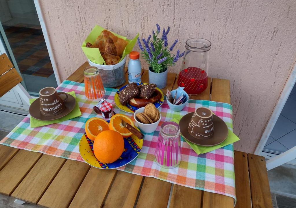 Pugliola Apartment | Casita LERICI