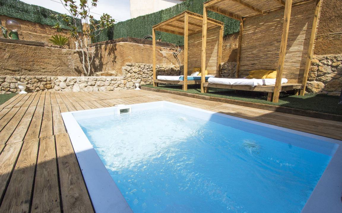 Can Trabal Villa | Catalunya Casas: Beautiful Masia Alt from the 19th century!