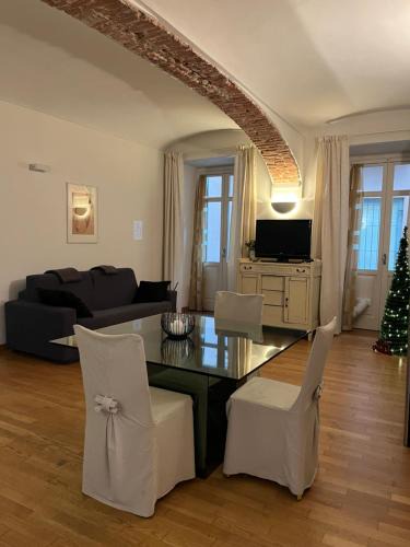Casale Monferrato Apartment | CENTRO STORICO Eleganza e Lusso nel Monferrato