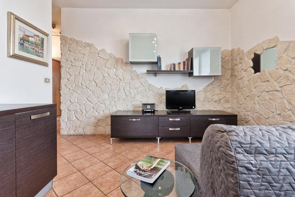 San Paolo Apartment | Charming MonteCucco Apartment