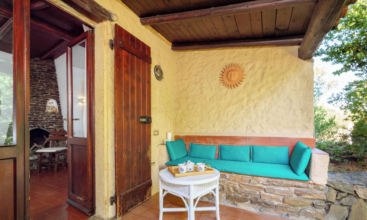 Pittulongu House | Charming Vacation Home “Villa Mare Rocce” with Garden & Terrace, Parking, Pets not allowed
