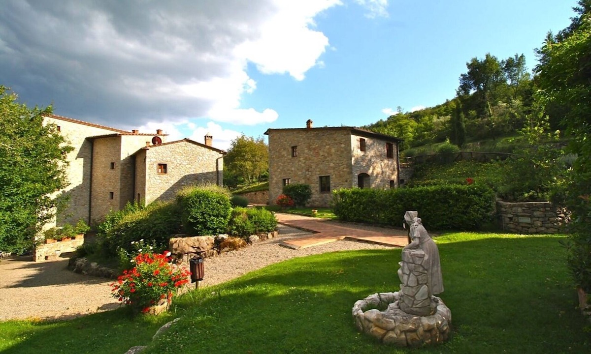 Gaiole in Chianti Villa | CHIANTIGAIO - Fourteen Bedroom Villa, Sleeps 28