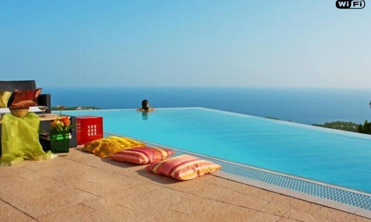 Lloret de Mar Villa | Club Villamar - Luxury Villa with private pool near Lloret de Mar.