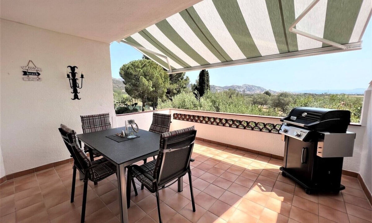 El Mas Bosca Apartment | Comfortable flat up to 4 people, internet, air conditioning, sea view