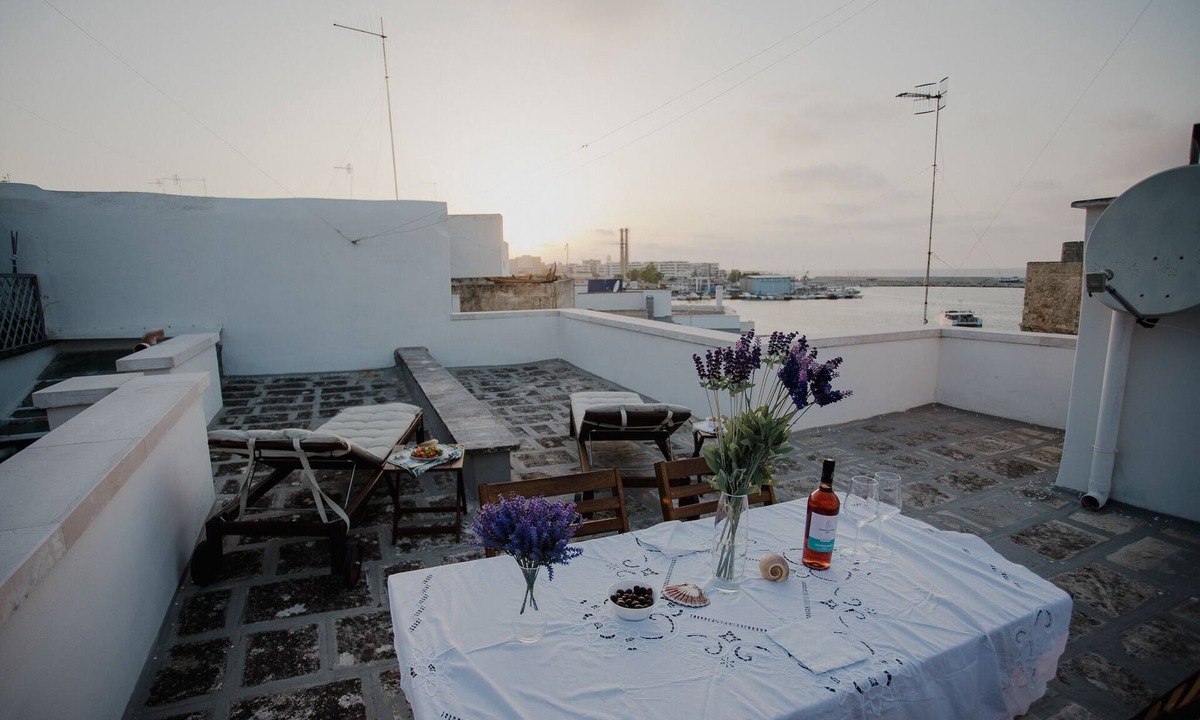 Centro Storico Apartment | Comforting apartment with splendid sight sea and balcony