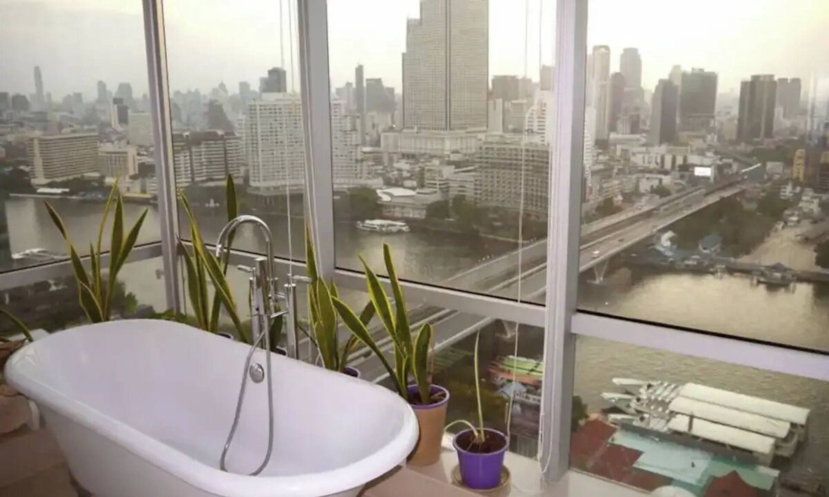 Khlong Ton Sai Apartment | Corner river view one bedroom apartment