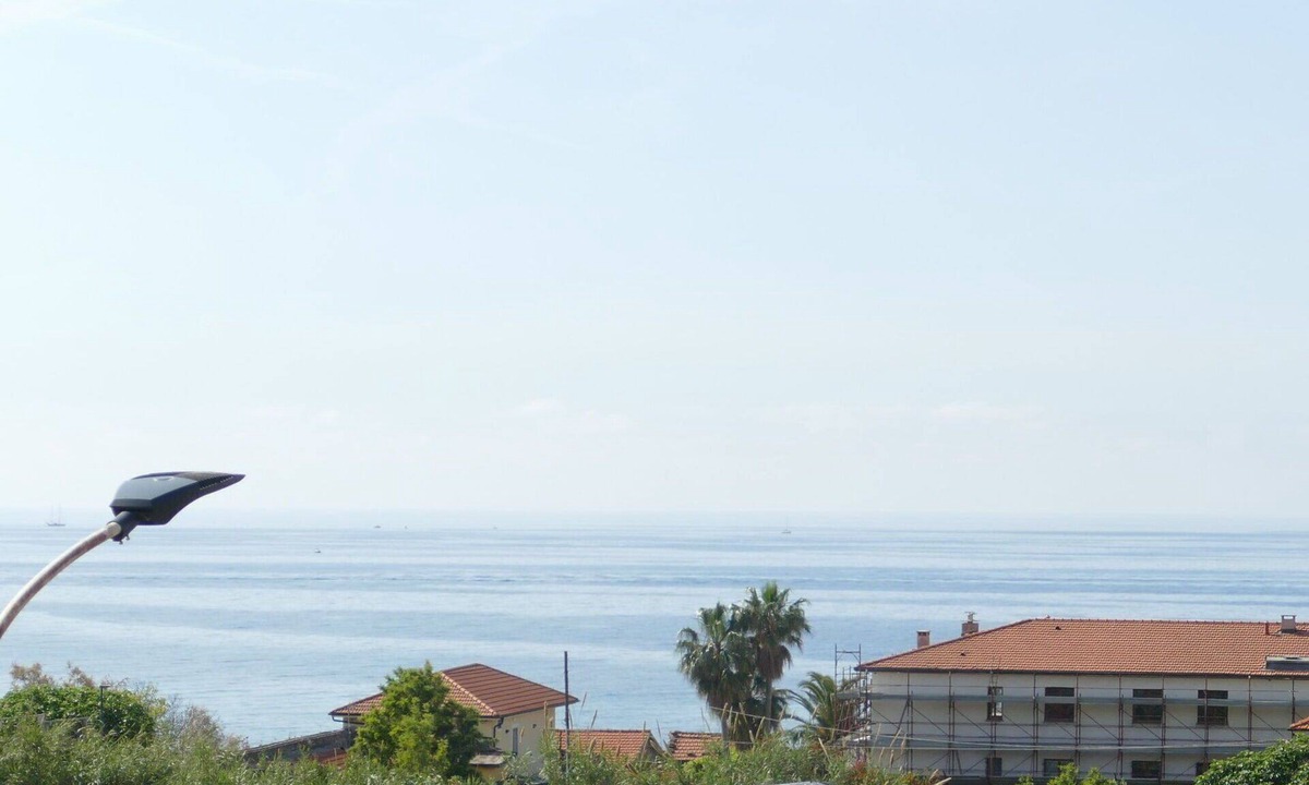 Lavina Apartment | Cosy apartment for 5 guests with A/C, WIFI, balcony and pets allowed