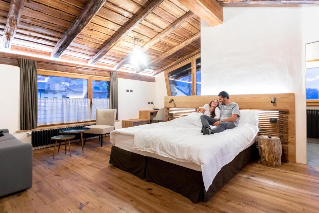 Tirano Hotel | Curt di Clement Eco Mobility Hotel