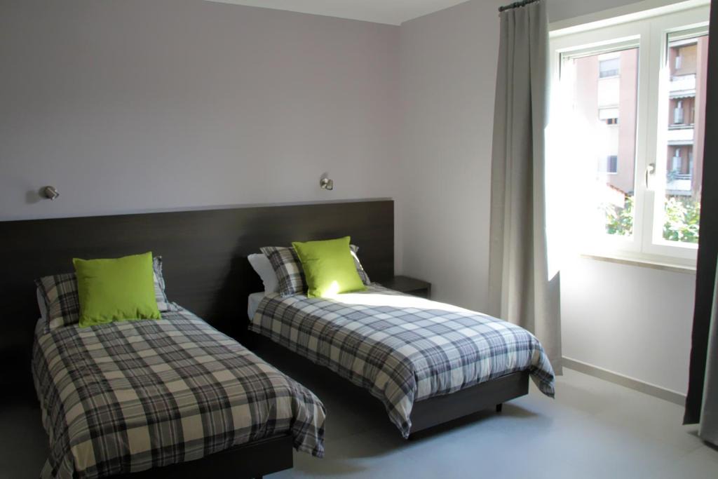 Frosinone Bed & Breakfast | EasyRoom Frosinone - Casello Autostradale