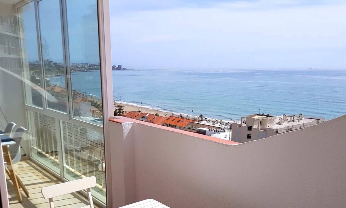 Torreblanca Apartment | Front Sea View Apartment