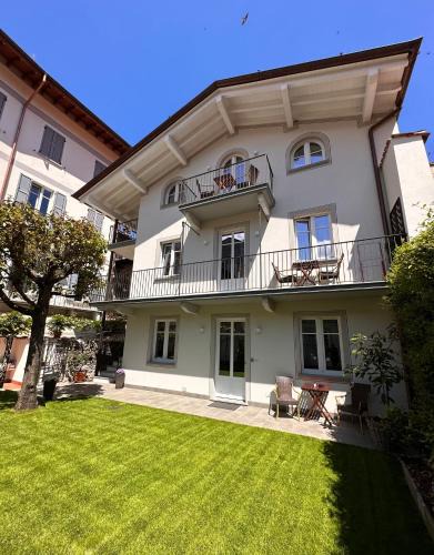 Stresa Apartment | Garden Lodge