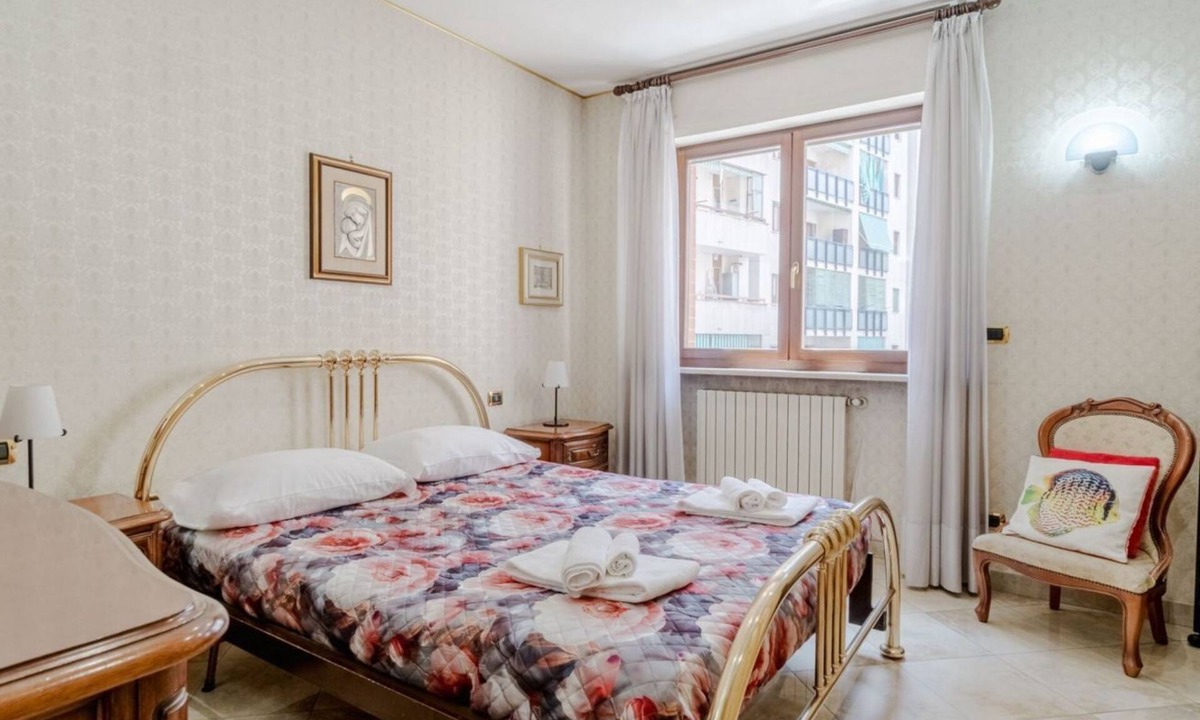 Santa Rita Apartment | GuestHost - Stylish Retro Apartment X6 in Turin