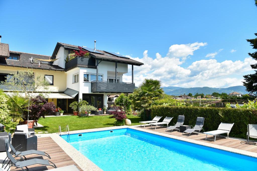 Cornaiano Apartment | Haus Matha